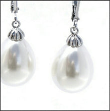 Load image into Gallery viewer, Pearl Drop Earrings - Whitehot Jewellery - 2