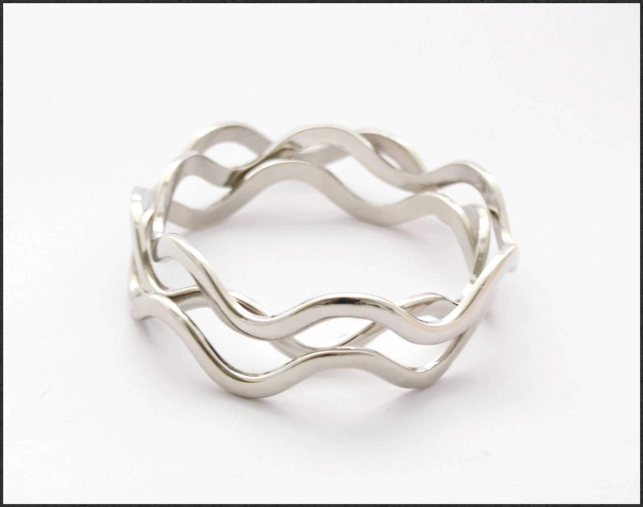 Silver Wave Bangle – Whitehot Jewellery